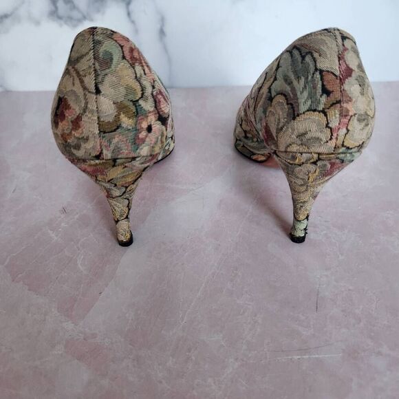 Troylings women's '90s vintage size 8 floral tapestry pointed toe high heels pum - Picture 5 of 6